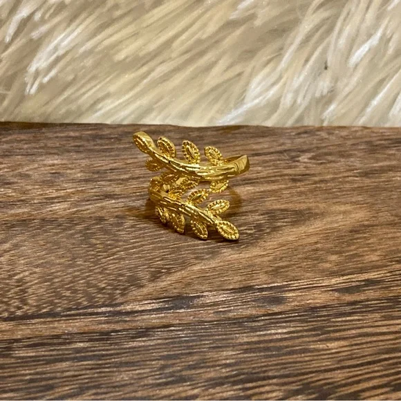 18k Yellow Plated Gold Leaf Statement Ring Artisan Collection of Columbia Size 8 - Picture 3 of 8